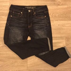American Eagle tomgirl jeans